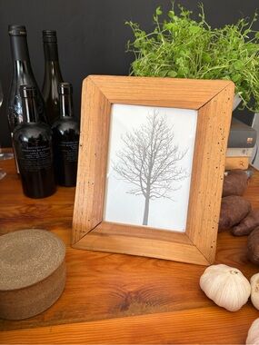 NWT Rustic Reclaimed Wood 5’ x 7’ Photo Frame With Tree Print by be home
